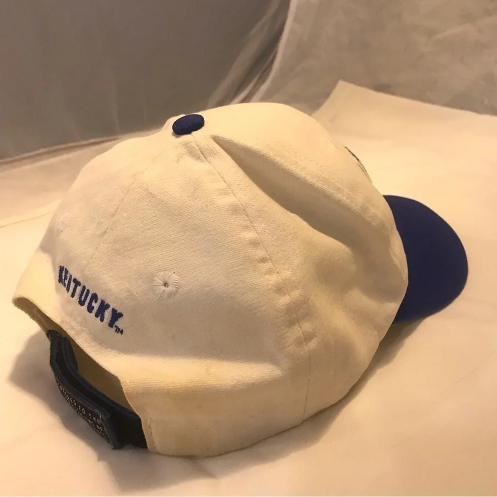 Nike University of Kentucky Adjustable Ball Cap